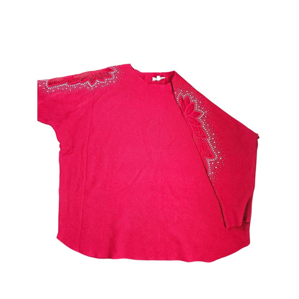 NWT New Red Siren Lily size 1X sweater with lace and sling intriquet shoulder